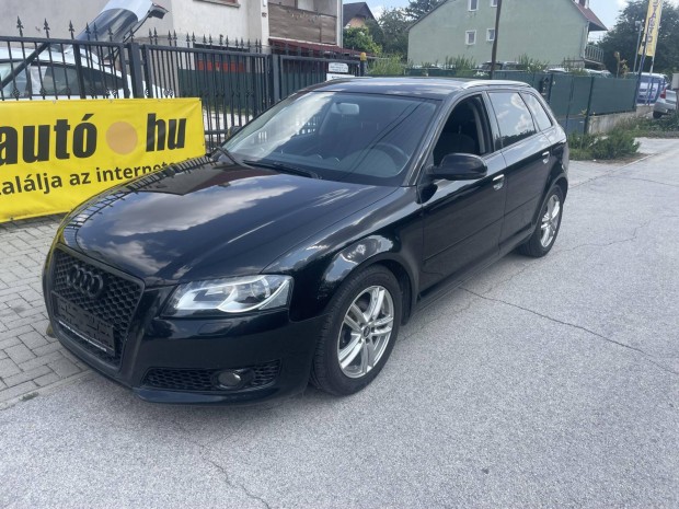 AUDI A3 1.2 TFSI Attraction Digtklima.Tempomat....