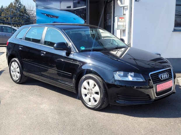 AUDI A3 1.4 TFSI Ambition Friss M�szaki! Digit�...
