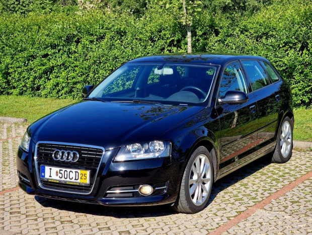 AUDI A3 1.4 TFSI Ambition S-tronic Garancia-Név...