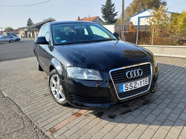 AUDI A3 1.4 TFSI Attraction Autbeszmits