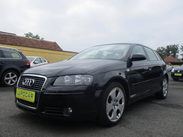 AUDI A3 1.4 TFSI Attraction Sportback!