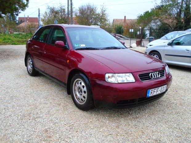 AUDI A3 1.6 Ambiente 2v mszakival.kevs kilom...