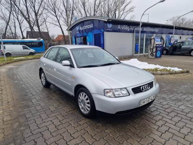 AUDI A3 1.6 Ambiente