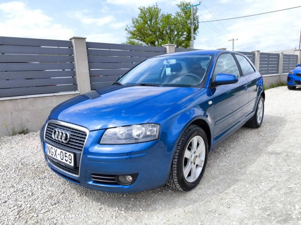 AUDI A3 1.6 Ambiente Jéghideg digitklíma! Csere...