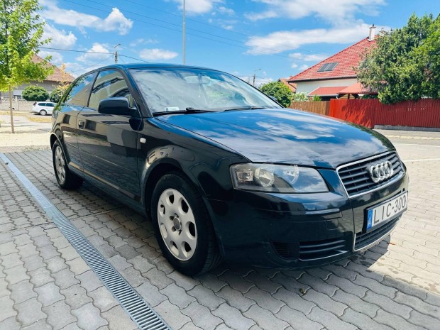 AUDI A3 1.6 Ambiente Tiptronic ic