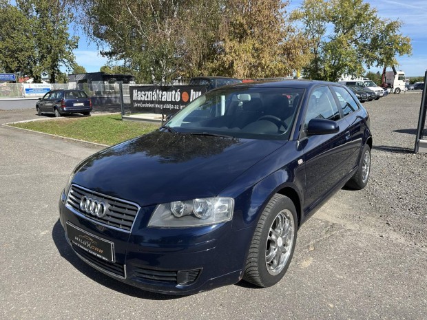 AUDI A3 1.6 Ambiente klma.alufelni.friss vizsga