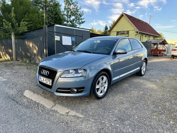 AUDI A3 1.6 Ambition 1.6 Benzin!Kitűnő!Megbízha...