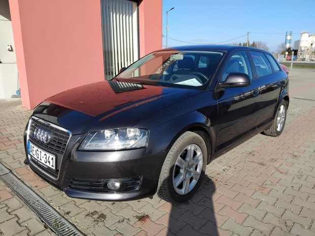 AUDI A3 1.6 Ambition Kit�n� �llapot!