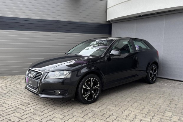 AUDI A3 1.6 Ambition S-tronic Garanciával!