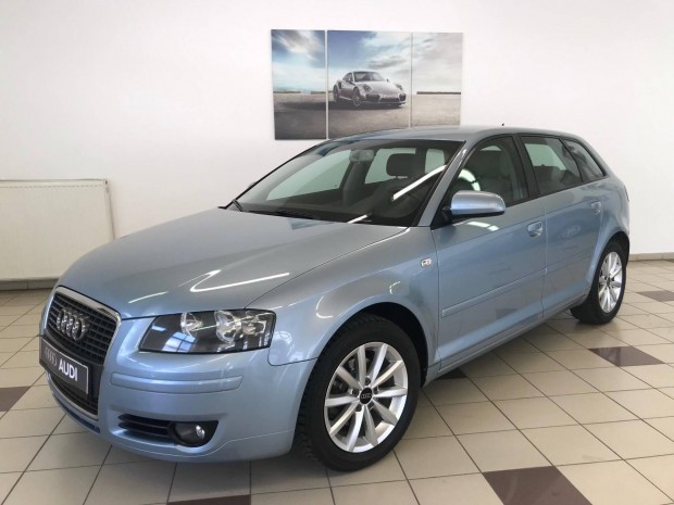 AUDI A3 1.6 FSI Attraction Navi!Digit Klima!Űlé...
