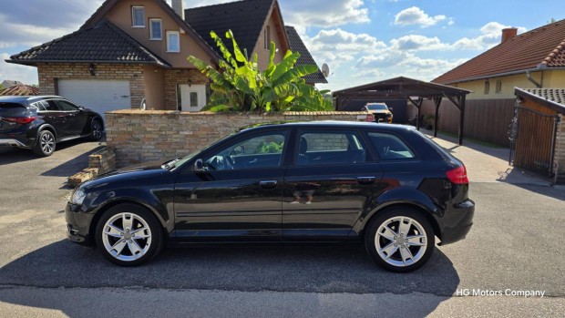 AUDI A3 1.6 TDI Ambiente DPF 1 v garancia az a...