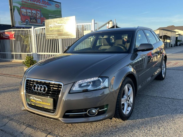 AUDI A3 1.6 TDI Ambition DPF Trsmentes! Vgig...