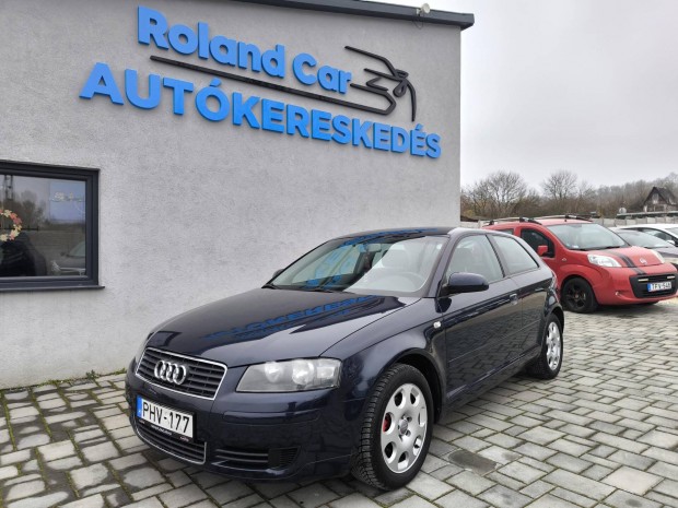 AUDI A3 2.0 FSI Ambiente Digitkl�m�s! Nagyon sz...