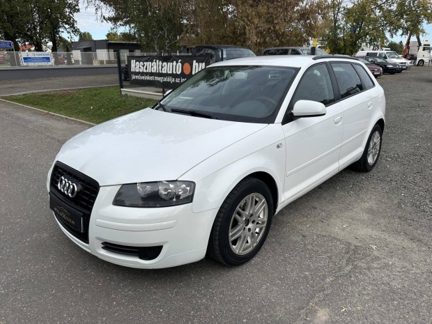 AUDI A3 2.0 PD TDI Ambiente DPF 2 Tulaj . MAGYA...