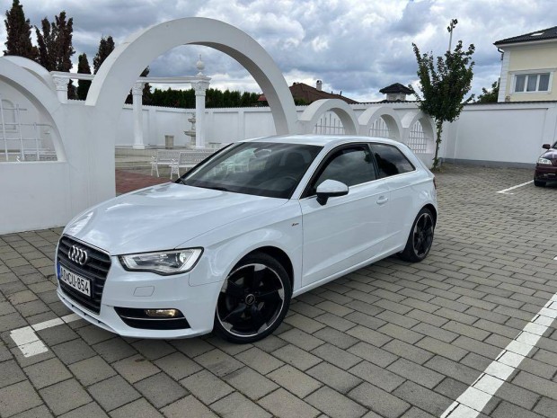 AUDI A3 2.0 TDI Ambiente 3X S-LINE+Gyári Állapo...