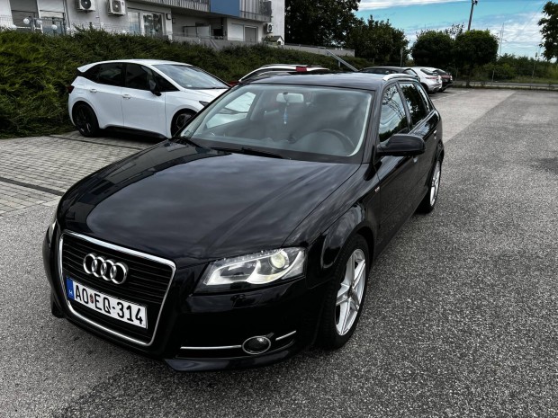 AUDI A3 2.0 TDI Ambiente DPF S-Line.Bose.Xenon....