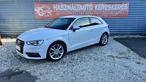 AUDI A3 2.0 TDI Ambiente S-Line Sportpaket/máso...