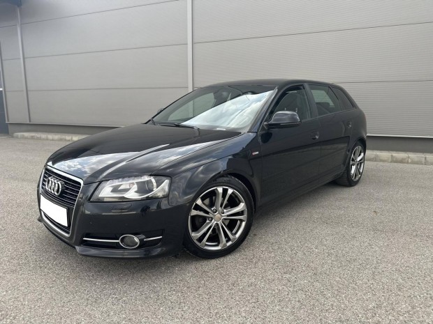 AUDI A3 2.0 TDI Ambition DPF 3x S-Line