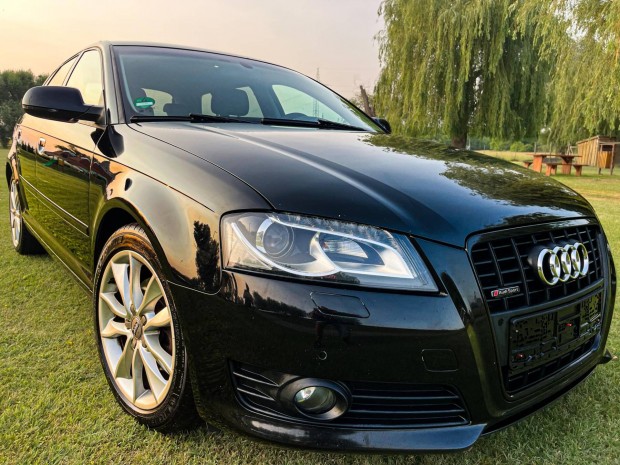 AUDI A3 2.0 TDI Attraction DPF /Full Extra! 1 T...