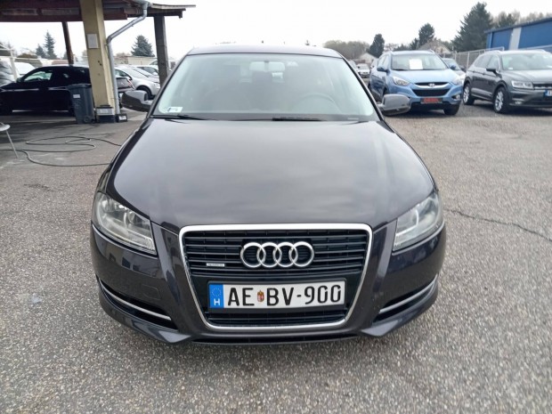 AUDI A3 2.0 TDI Attraction quattro DPF Panorma...