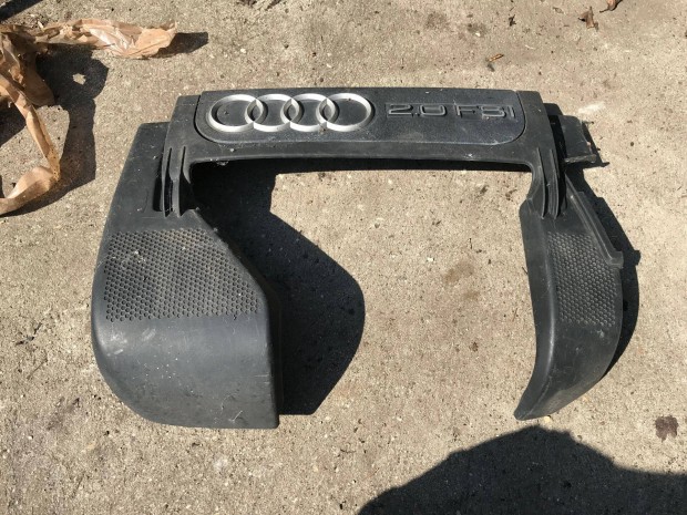 AUDI A3 8P 2,0 FSI _ motorburkolat 06F 103 925 A