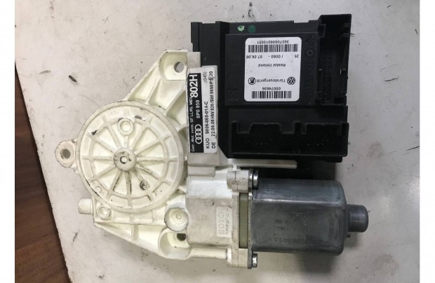 AUDI A3 8P _ jobb els ablakemel motor 8P0 959 802 H