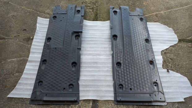 AUDI A3 8P fen�klemez