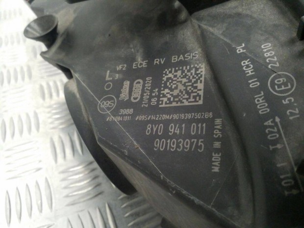 AUDI A3 8Y Bal els lmpa 8Y0941011