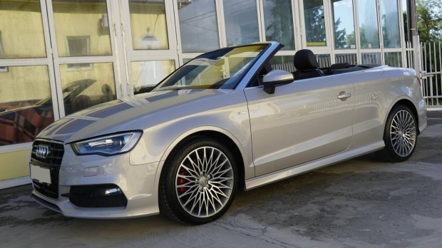AUDI A3 Cabrio 2.0 TDI Sport quattro S-tronic S...