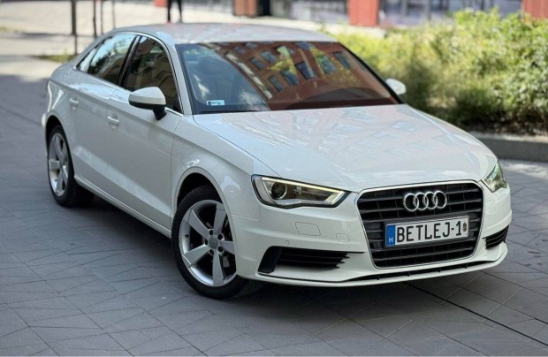 AUDI A3 Limousine 1.4 TFSI S-tronic Ambiente