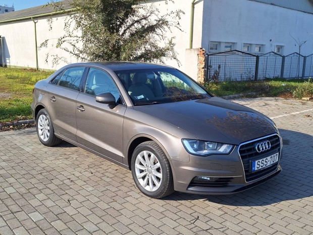 AUDI A3 Limousine 1.6 TDI Ambition S-tronic Vez...