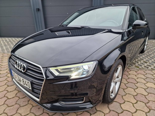 AUDI A3 Limousine 1.6 TDI Design F�lb�r.Navi.LE...