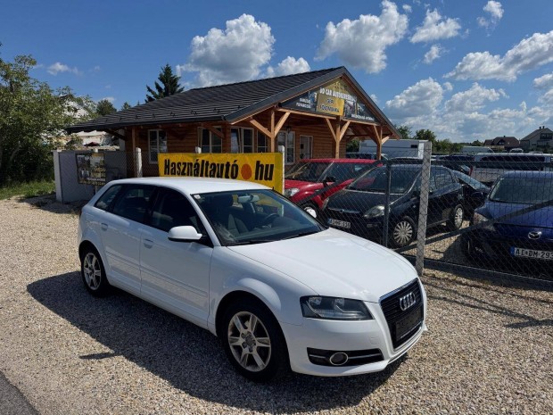 AUDI A3 Sportback 1.2 TFSI Attraction