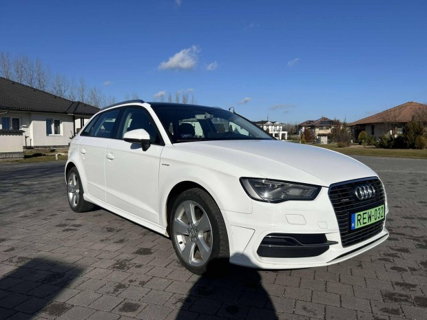 AUDI A3 Sportback 1.4 TFSI Ambiente S-tronic e-...