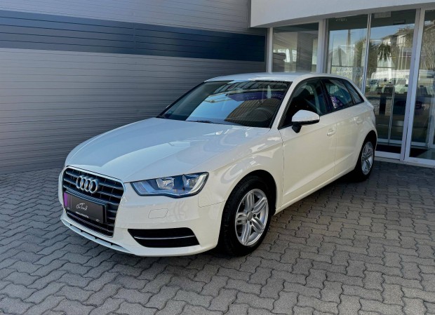 AUDI A3 Sportback 1.4 TFSI Ambition Garancival!