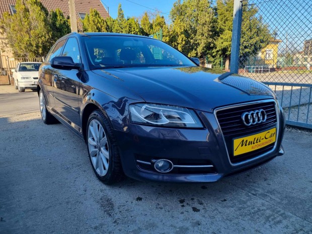 AUDI A3 Sportback 1.4 TFSI Attraction 101000KM....