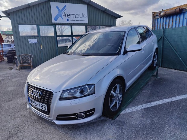 AUDI A3 Sportback 1.6 TDI Ambition S-tronic Mag...