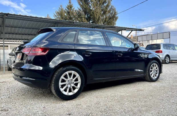 AUDI A3 Sportback 2.0 TDI Attraction 5Ajtós/NAV...