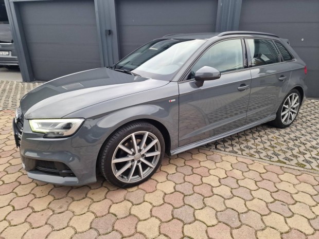 AUDI A3 Sportback 2.0 TDI Sport S-tronic S-LINE...