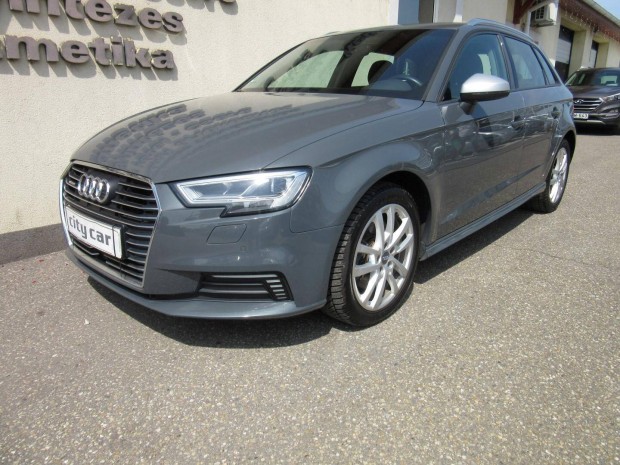 AUDI A3 Sportback 40 TFSI e Advanced S-tronic N...