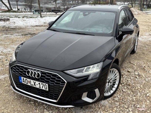AUDI A3 Sportback 40 TFSI e S line S-tronic Bep...