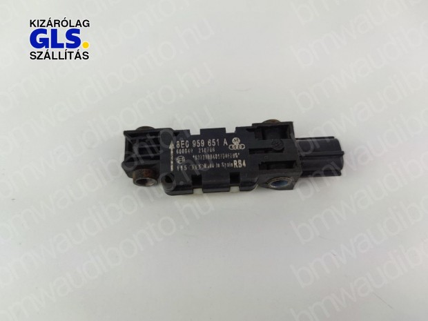 AUDI A3 Sportback (8PA) Gyorsuls rzkel (8E0959651A)