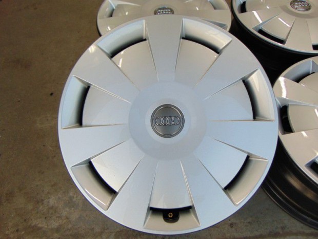 AUDI A3 (2013-10-) Felni
