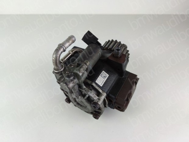AUDI A3 (8P1) 1.6 TDI Nagynyomású szivattyú (03L130755E)