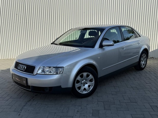 AUDI A4 1.6 Style Digitklíma.LG HIFI.EL.Ablak.!...