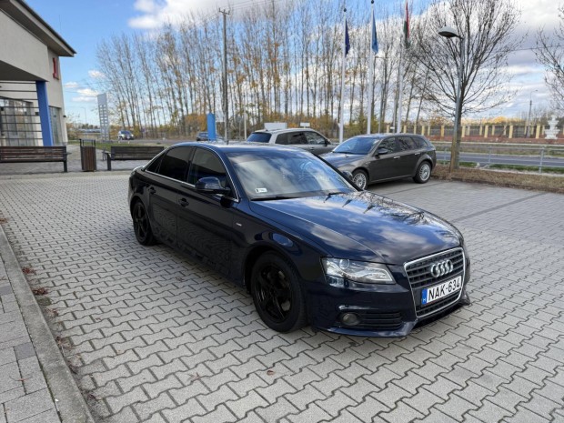 AUDI A4 1.8 TFSI Multitronic S-LINE
