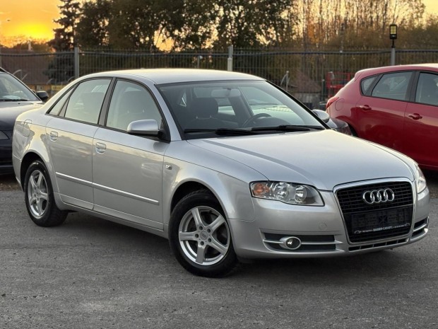 AUDI A4 1.9 PD TDi DPF Friss Szerviz-Ülésfűtés-...