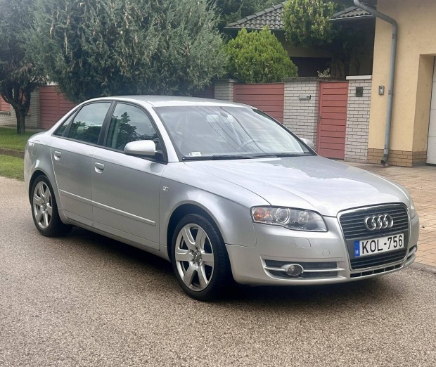 AUDI A4 2.0 PD TDI DPF Jól felszerelt Automata...