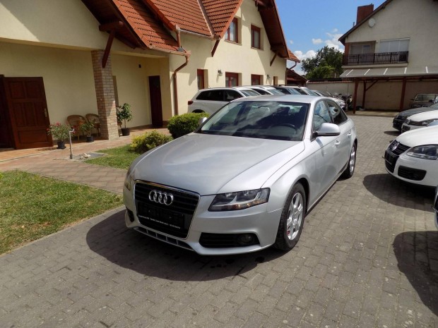 AUDI A4 2.0 TDI DPF B 8