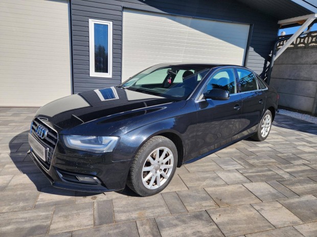 AUDI A4 2.0 TDI DPF EU5 Navi.lsfts.Xenon.Be...